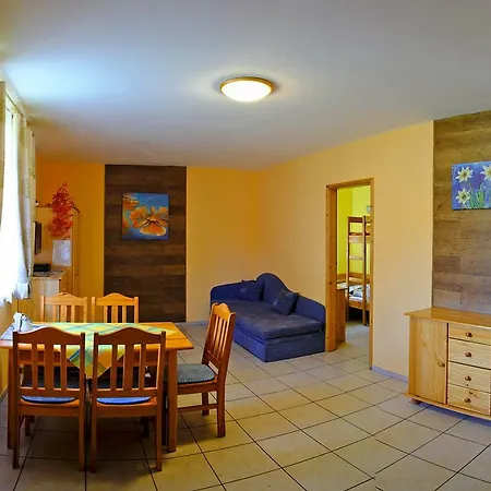 Guest house Vila Horal